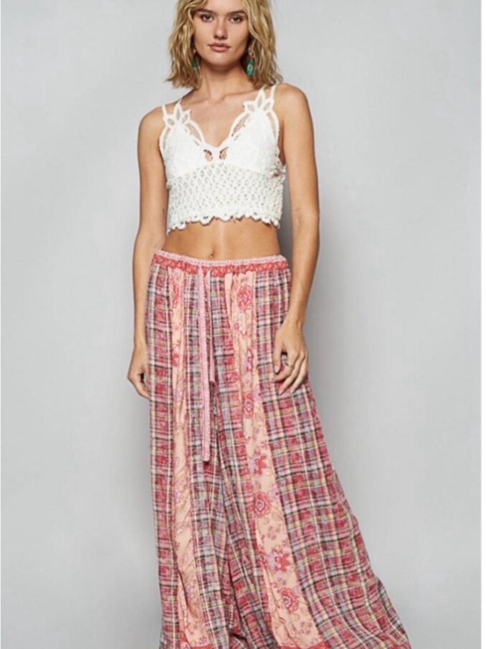 POL Pink Plaid Wide-Leg pants with Floral Panels